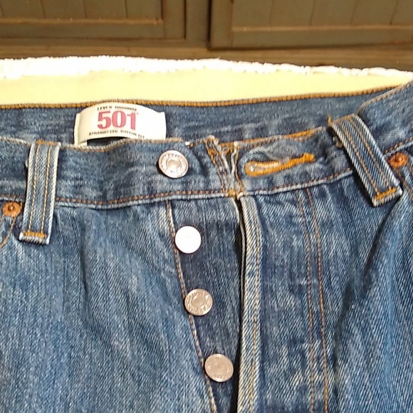 Levi's 501 Jeans 32X32 Button Fly - Picture 2 of 3